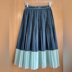 Adidas Black and Mint Midi Skirt